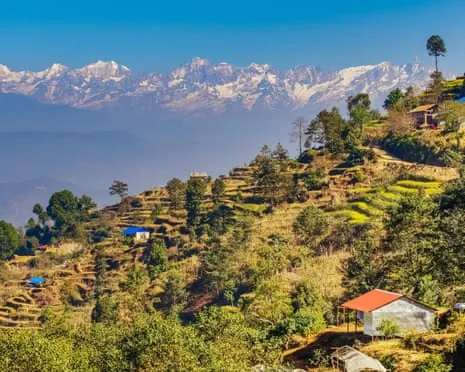 Globetrotters' Beloved Grassroots Travel Encounters: Genuine Encounters That Support All